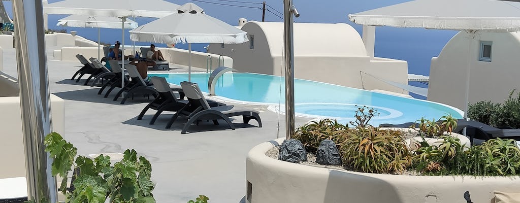 Escapada de spa para grupos pequeños en Santorini