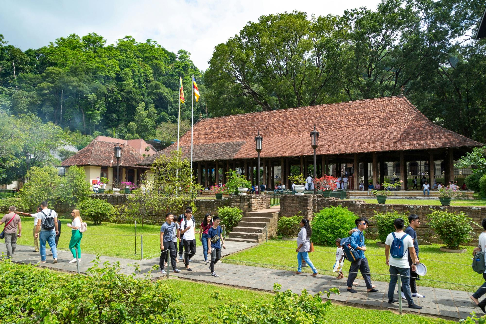 Kandy Day Tour with Temple of the Tooth Relic