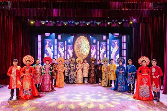 De Ao Dai Show - Een Vietnamese elegantie-showcase in Da Nang