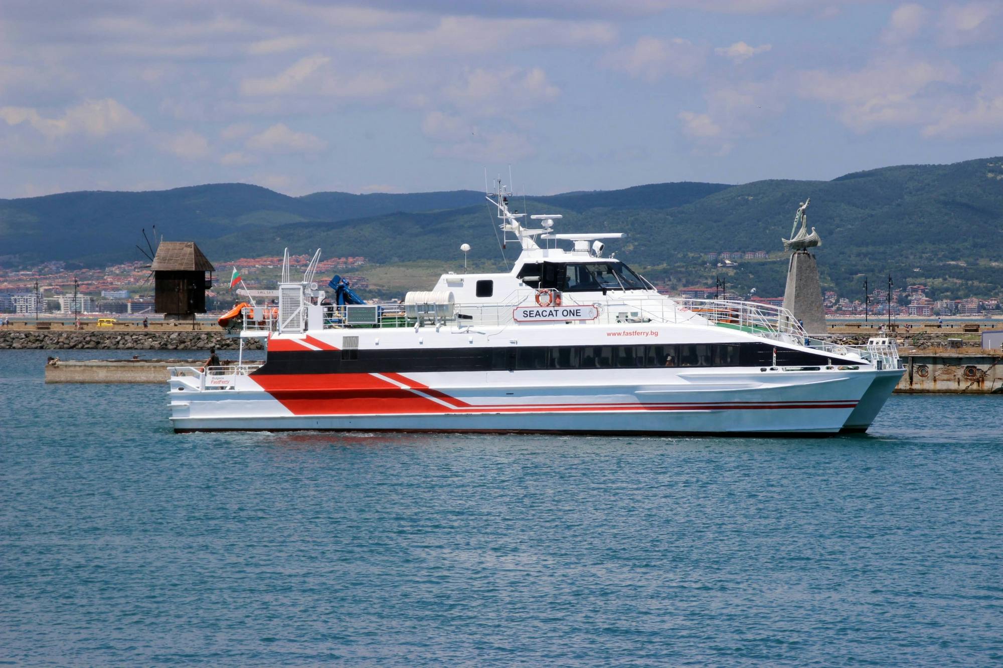 Nessebar Guided Tour by Fast Ferry