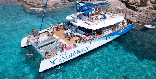 Beaches and bays catamaran sunset tour in Malta