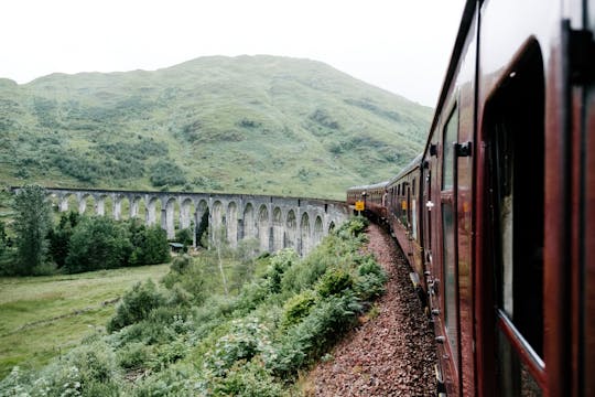 Trem de Harry Potter e viagem de um dia pelas Terras Altas