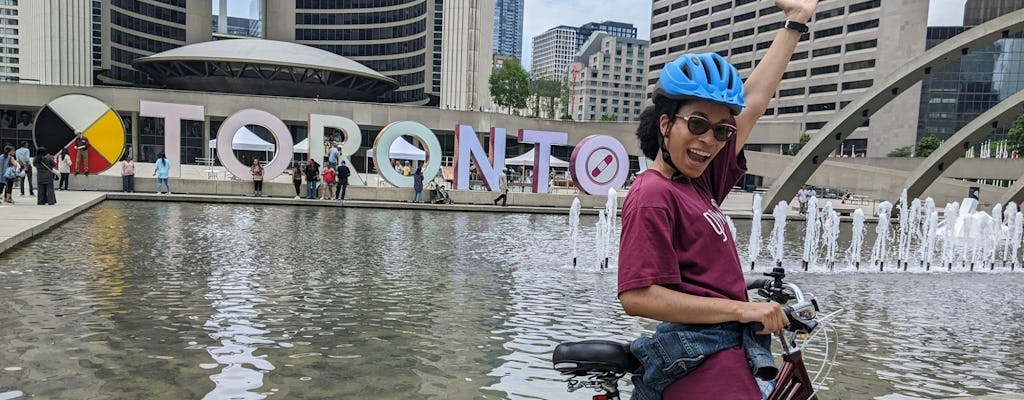Passeio de bicicleta pelo coração do centro da cidade em Toronto
