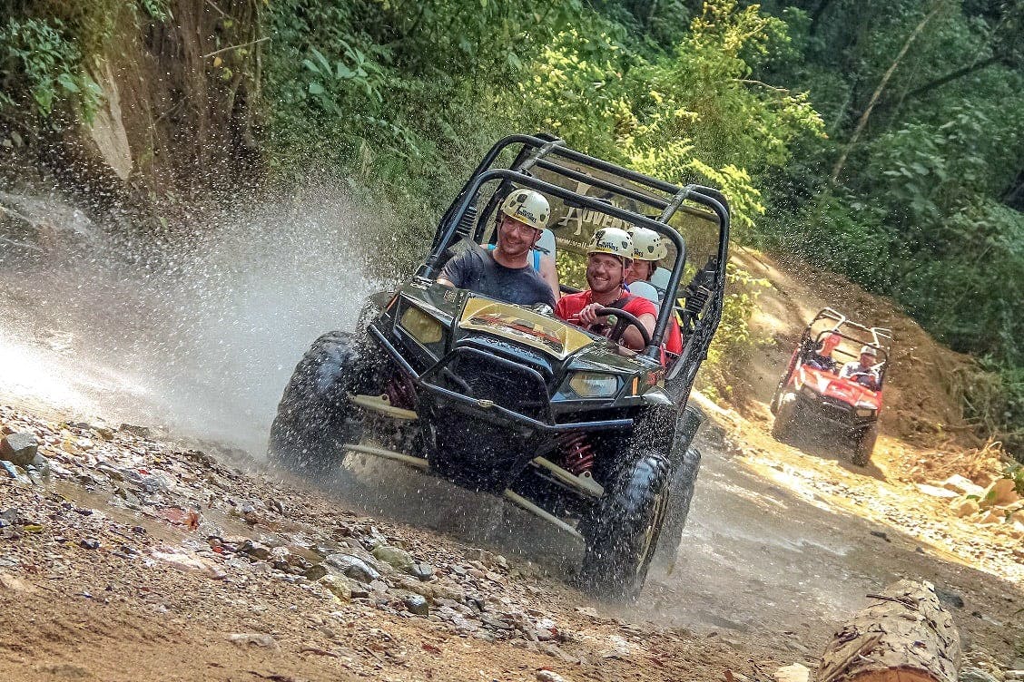 Ingresso para safári na selva todo-terreno em Puerto Vallarta