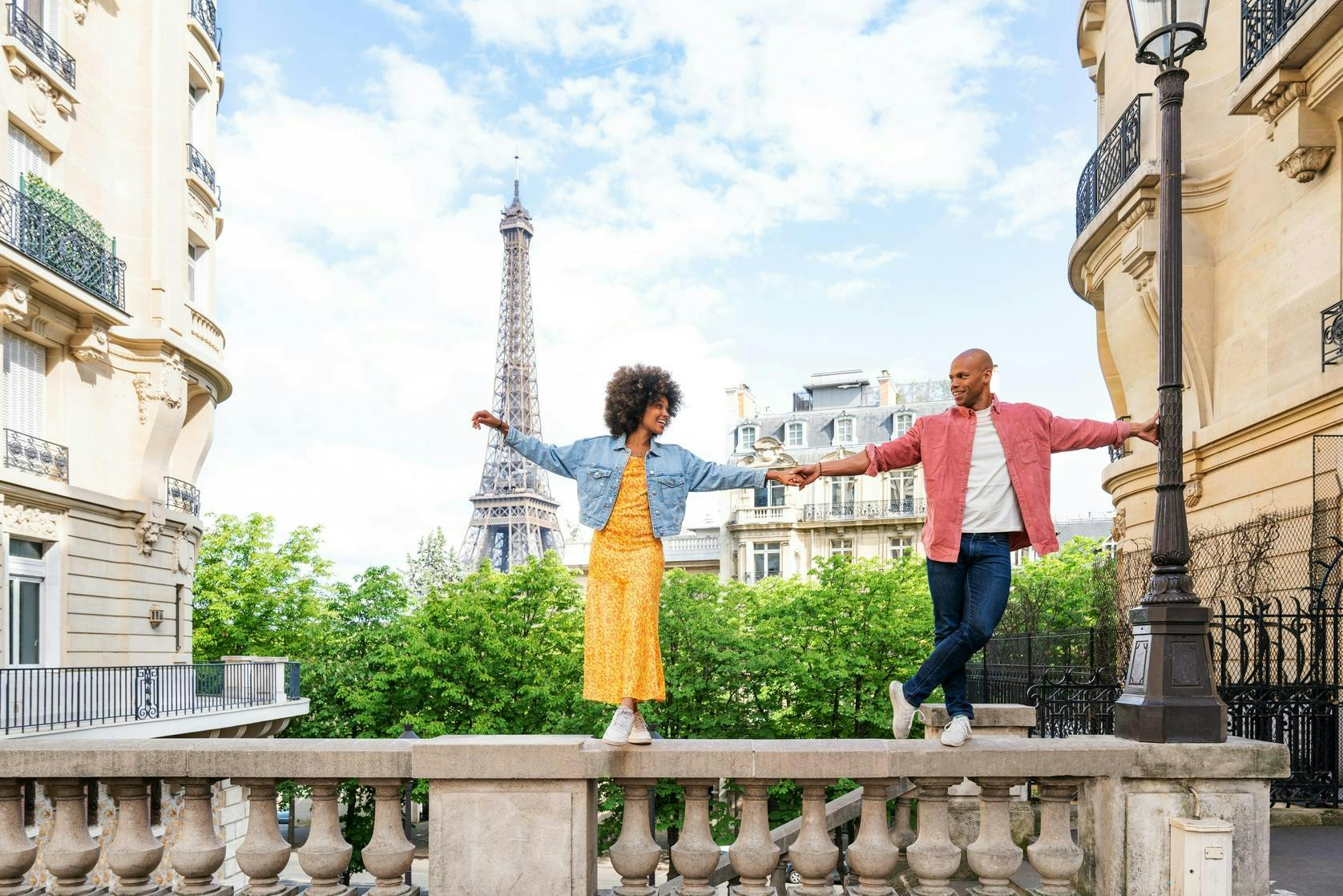 Fotoshooting mit dem Eiffelturm in Paris