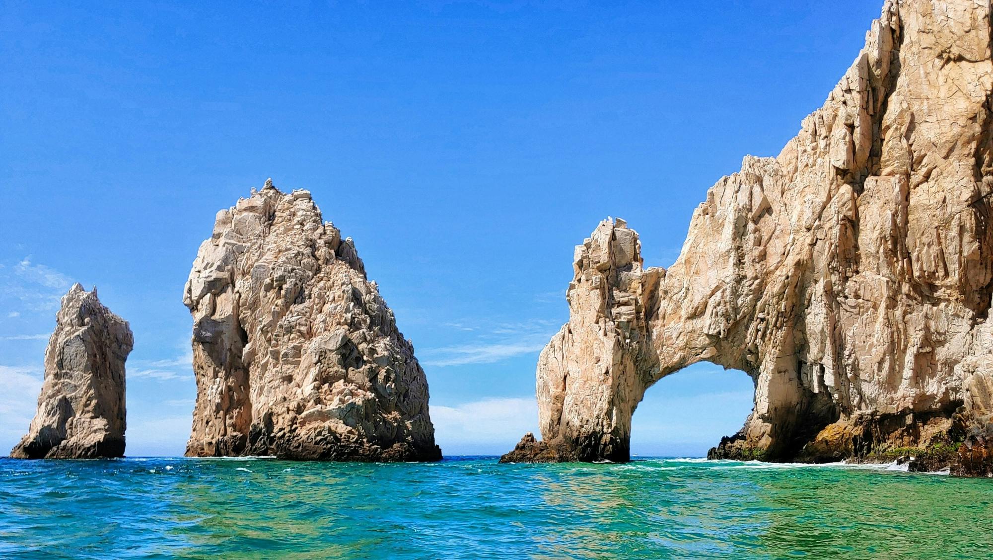 Cabo Clear Boat Tour to The Arch
