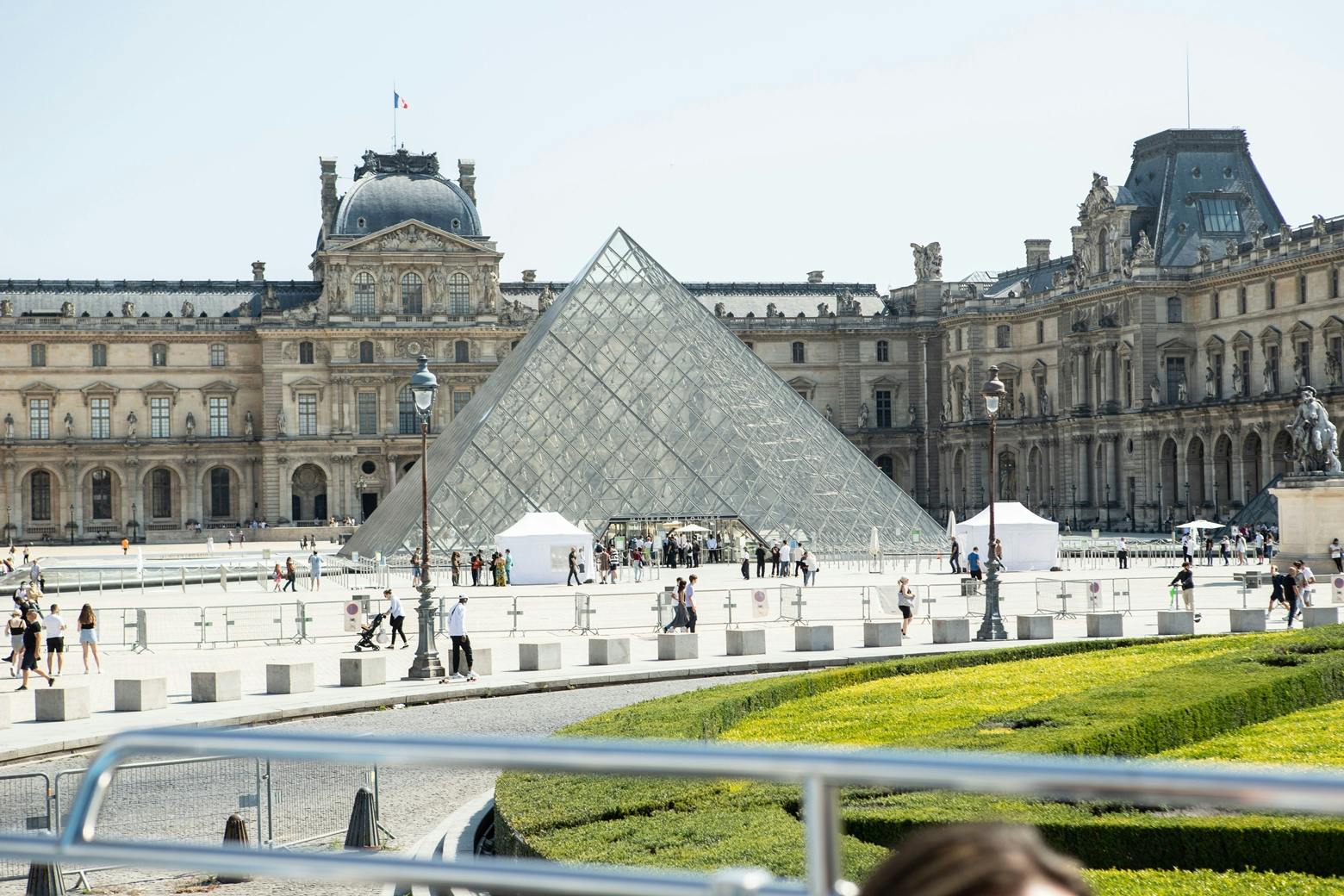 Tootbus Busrundfahrt durch Paris: Entdecken Sie die Hauptstadt der Spiele