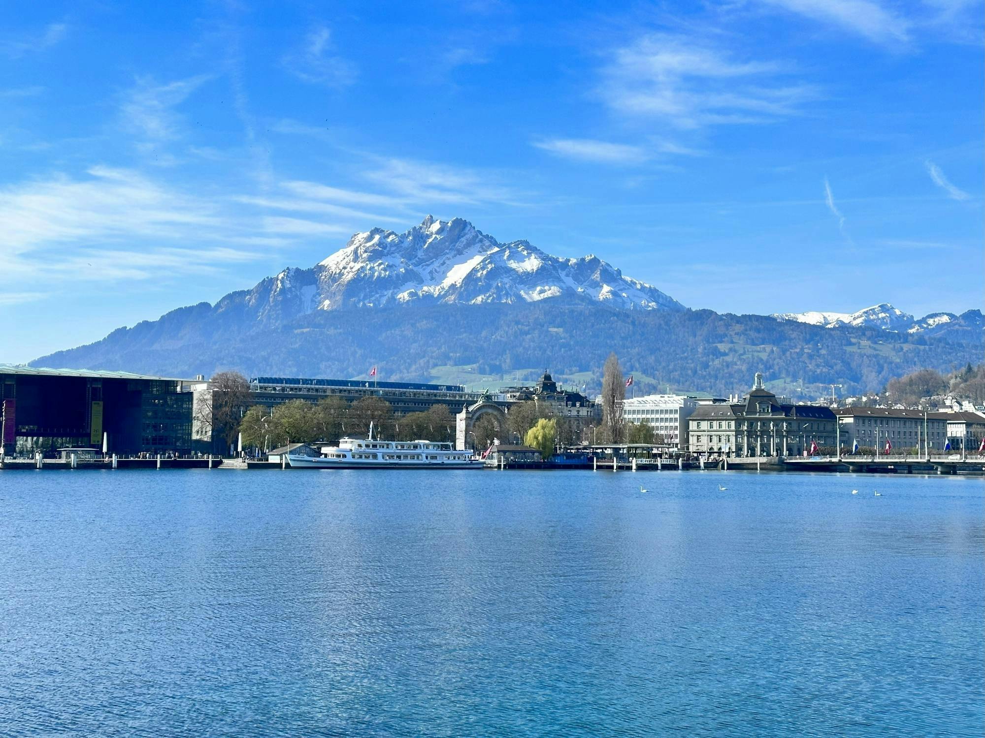 Excursión para grupos pequeños al Monte Pilatus y el lago de Lucerna desde Basilea