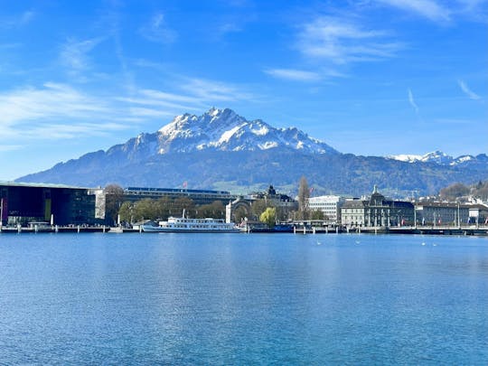 Excursión para grupos pequeños al Monte Pilatus y el lago de Lucerna desde Basilea