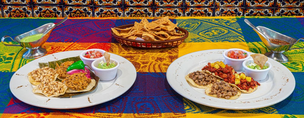 De smaken van Mexico met taco's en winkelen op de markt 28