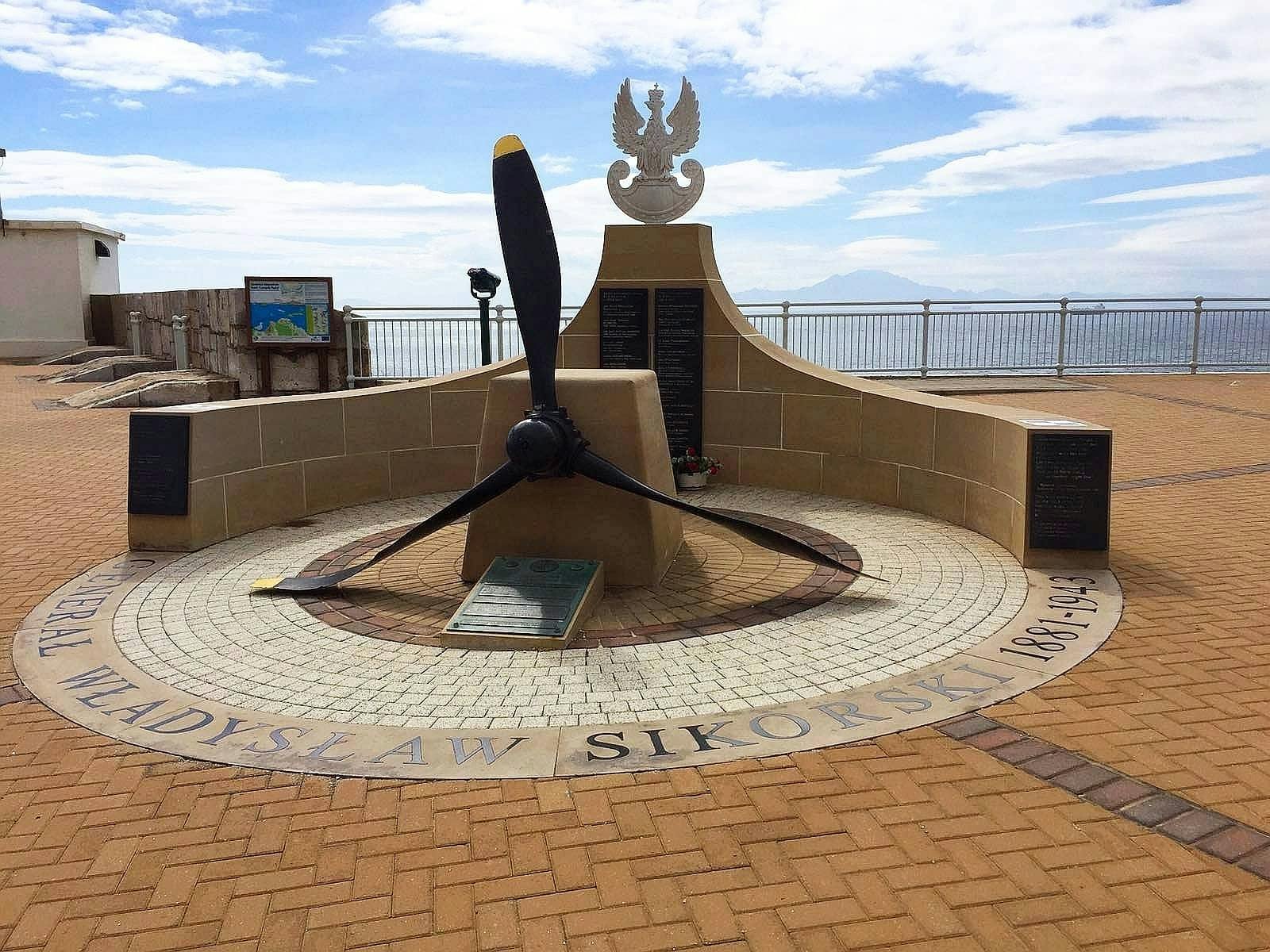 Gibraltar Panoramic Tour and Botanical Gardens