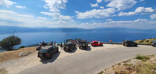 Safari en todoterreno por el Parque Nacional de Galicica