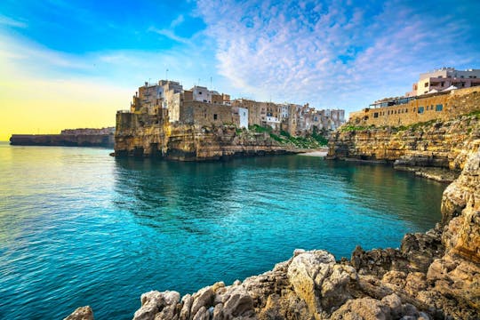 Paseo en barco en grupo por Polignano a Mare