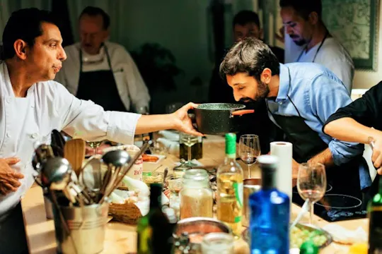 Corso di cucina sulla paella e tour del mercato della Boqueria