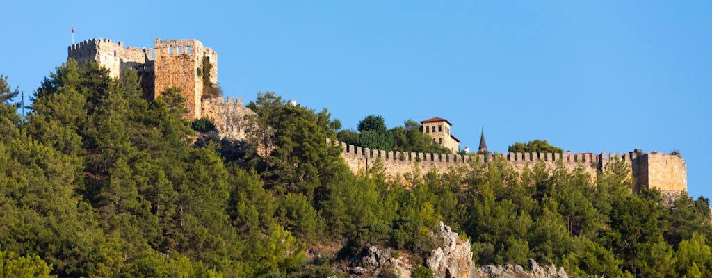 Alanya kvällstur i terrängen med linbana och turkisk middag