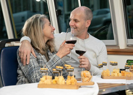 Amsterdam Cheese and Wine Cruise Through the Canals