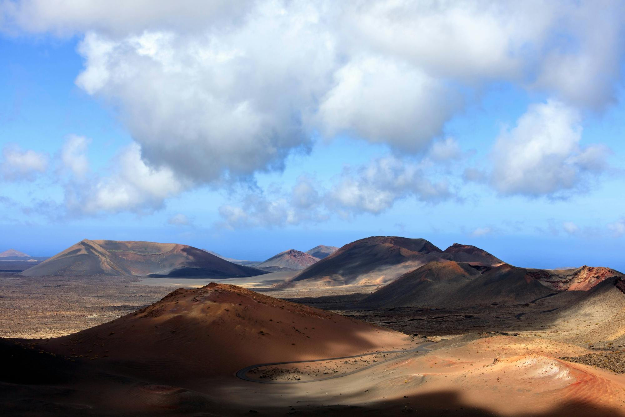 Timanfaya volcanic tour