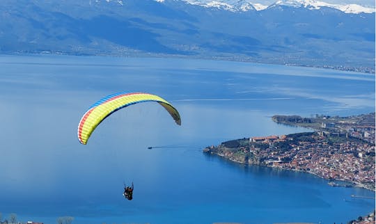 Paragliding experience with pick up in Ohrid