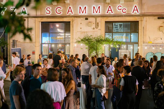 Visite guidée de la Piazza Scammacca de Catane avec dégustation de plats et de vins