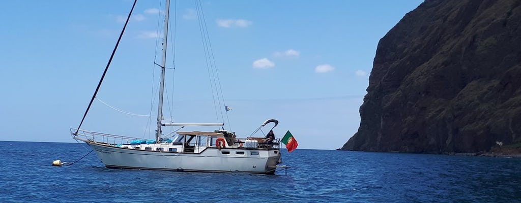 West Bays Sailing Trip from Funchal with Lunch