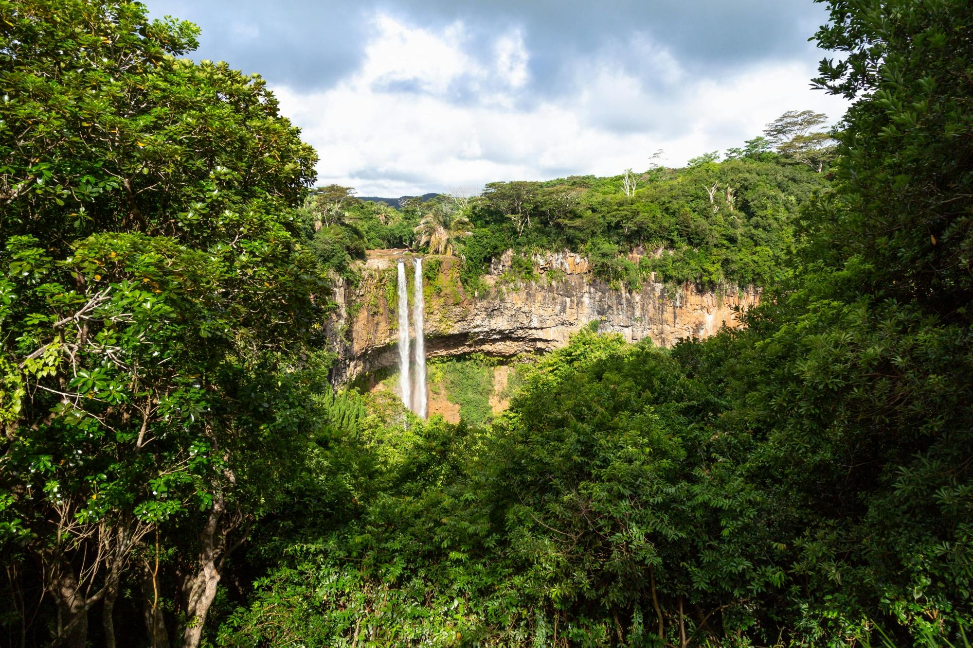 Mauritius South Island Tour with Chamarel Geopark & Grand Bassin