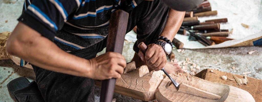 Zajęcia z lokalnej sztuki i obróbki drewna w Hoi An