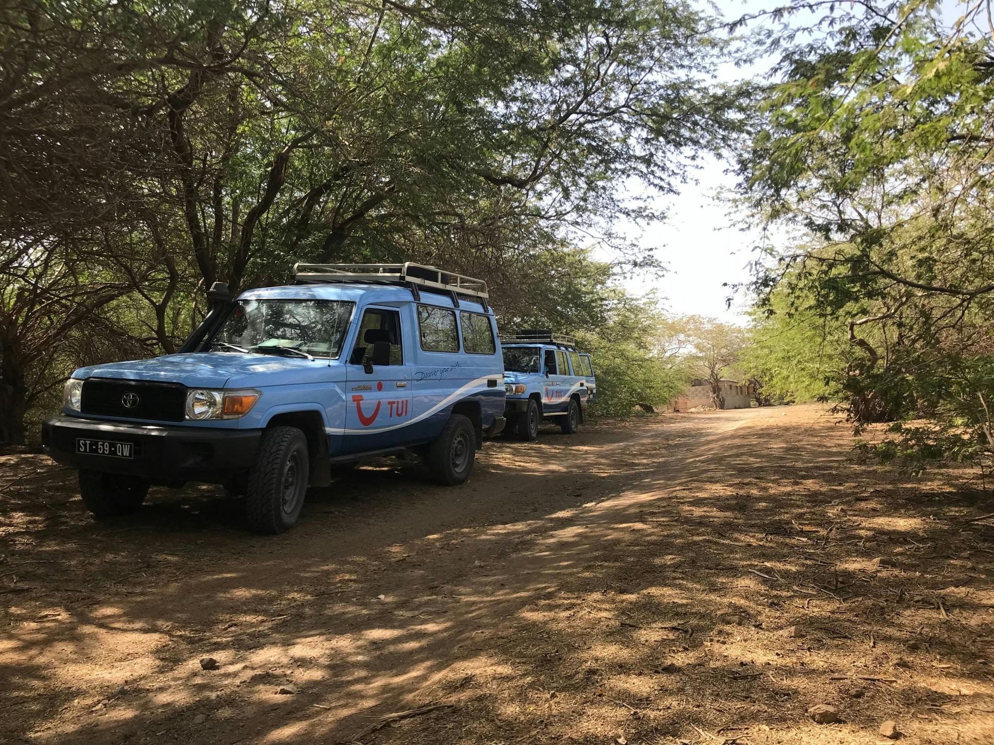 Boa Vista 4x4 Tour with Catchupa Demonstration and Lunch
