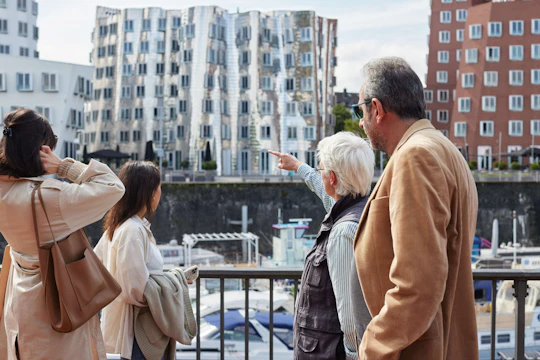 2-Hour Guided Walking Tour of Düsseldorf in English