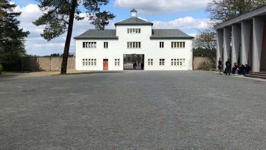 Concentratiekamprondleiding Sachsenhausen per privévoertuig