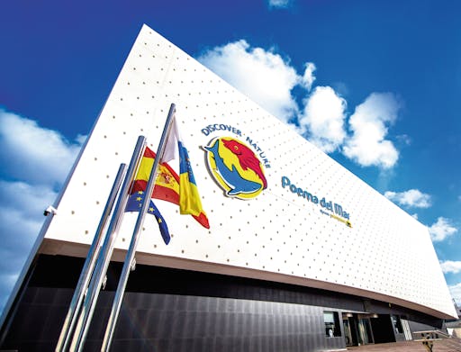 Poema del Mar Aquarium Visit and Guayadeque Canyon Tour