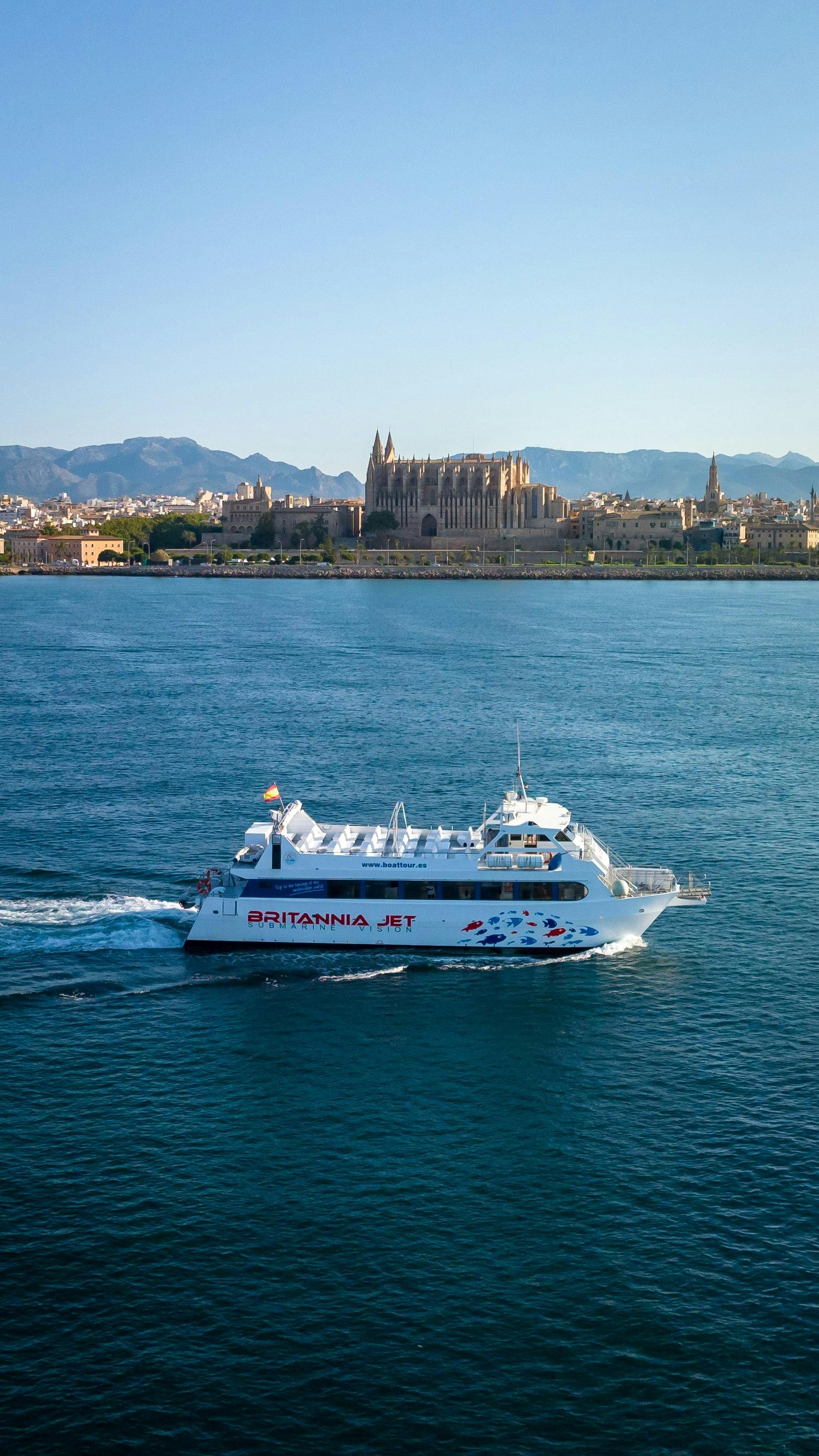 Palma to Magaluf Return Ferry Ticket with Cruceros Costa Calvia