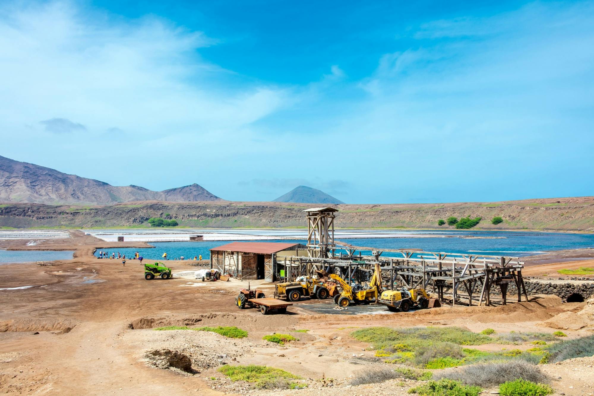Secrets of Sal Island 4x4 Tour with Pedra da Lume Salt Lake