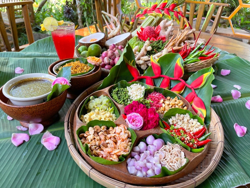 Koh Samui City Tours, Neighbourhoods & Local History Guide Koh Samui City Tours, Neighbourhoods & Local History Guide