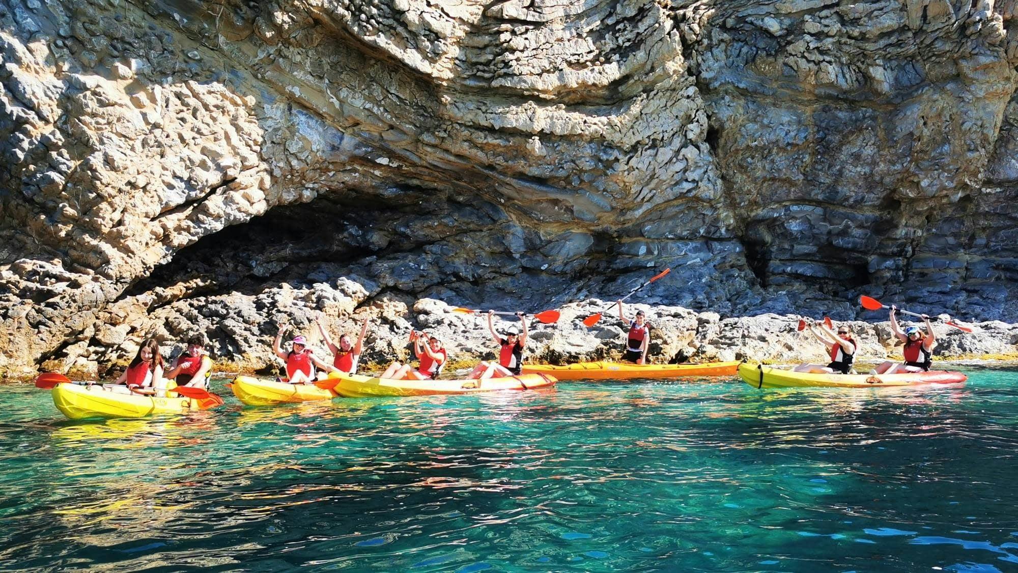 Excursion en kayak aux criques de Villajoyosa