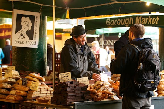 London Walking Tour With Food Tasting