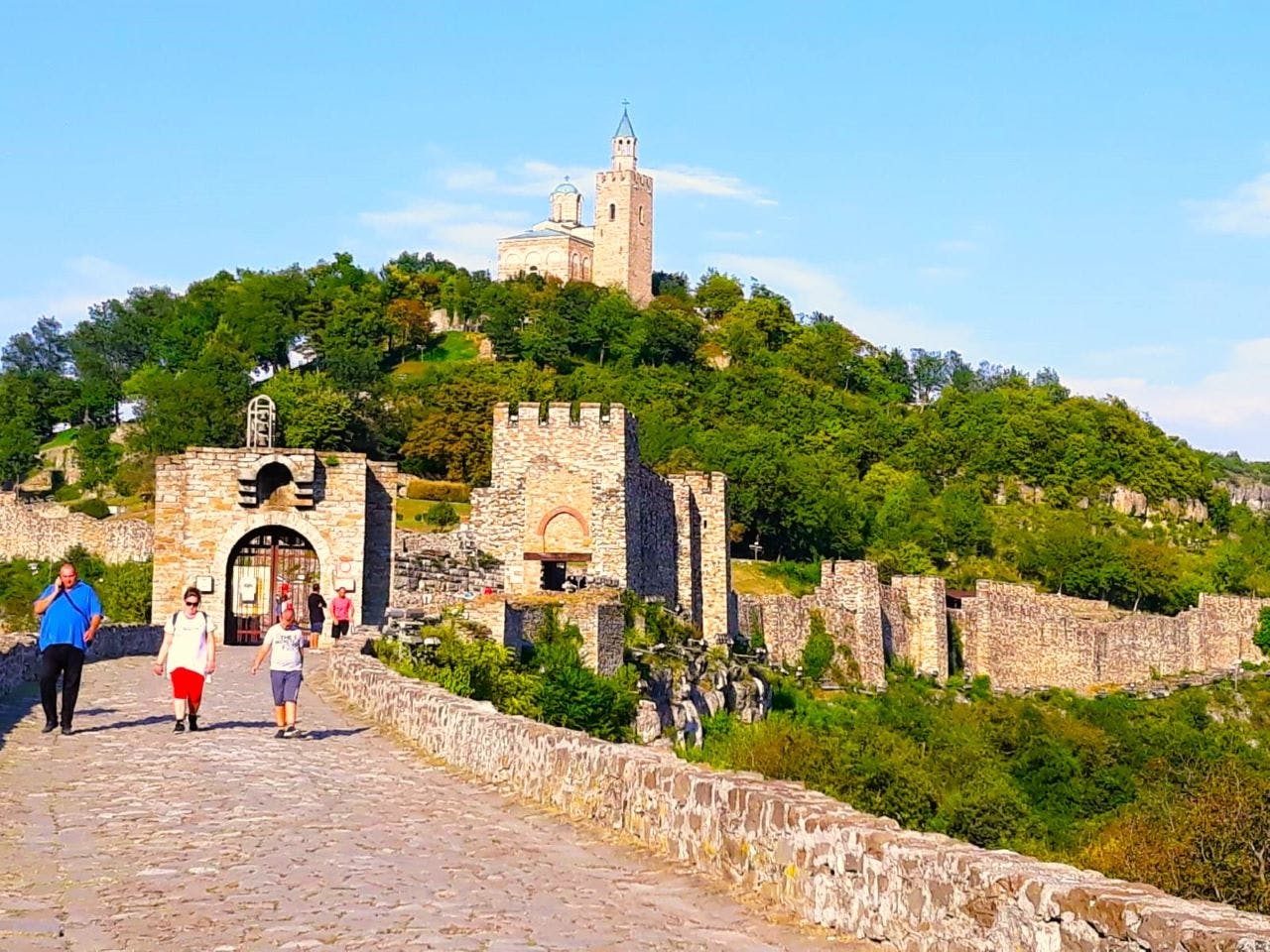 Privater Tagesausflug zur Entdeckung des mittelalterlichen Bulgariens ab Burachest