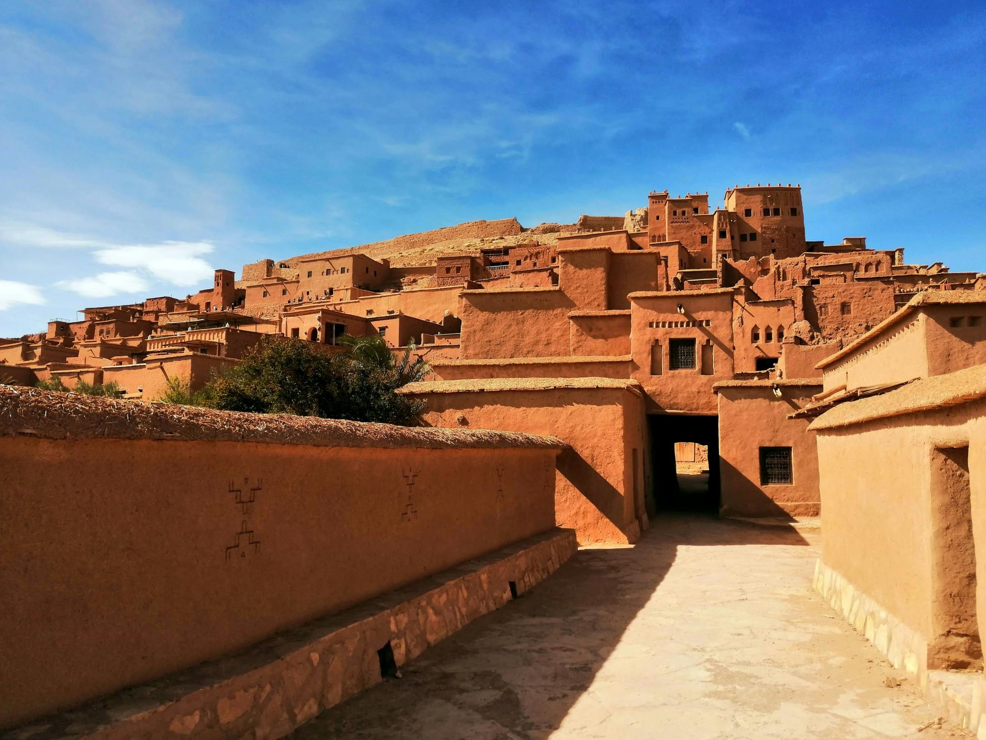 Road of the Kasbahs 4x4 Tour with Lunch in Aït Benhaddou