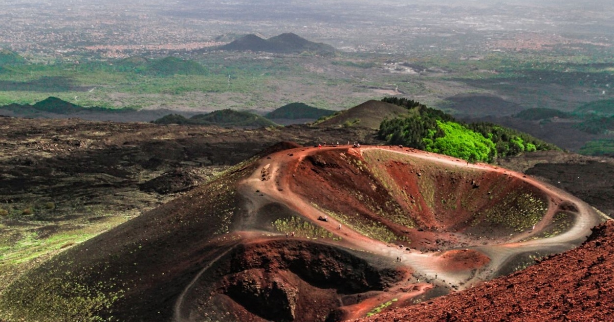 Etna Mount The Deep Mantle Plume Hypothesis Gains Traction
