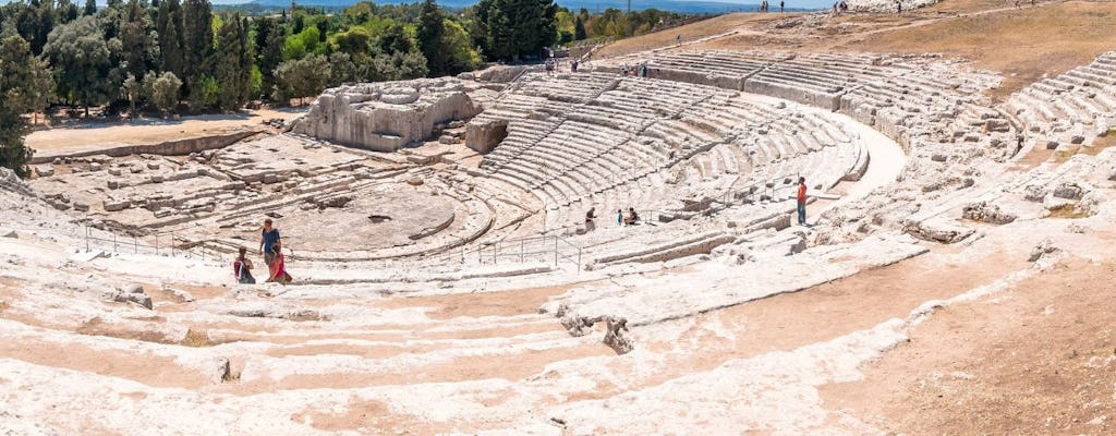 Ab Cefalù: Tagestour nach Syrakus