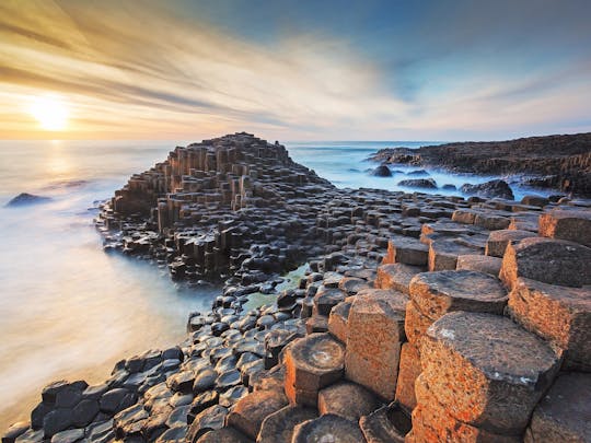 Full-Day Giant's Causeway and Game of Thrones Film Locations Tour