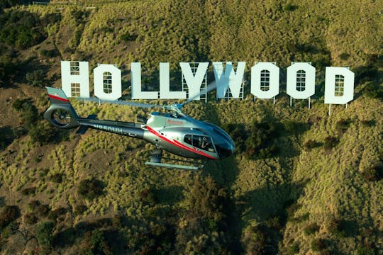 Passeio de helicóptero por Hollywood e além