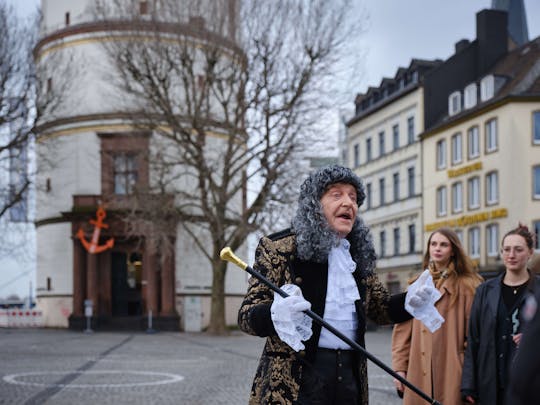 Historical Costume Tour with Jan Wellem through Düsseldorf's Old Town