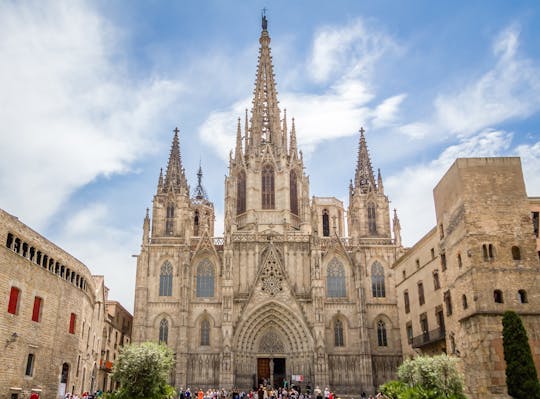 Full-Day Tour of Barcelona Highlights and Monserrat by Rack Train