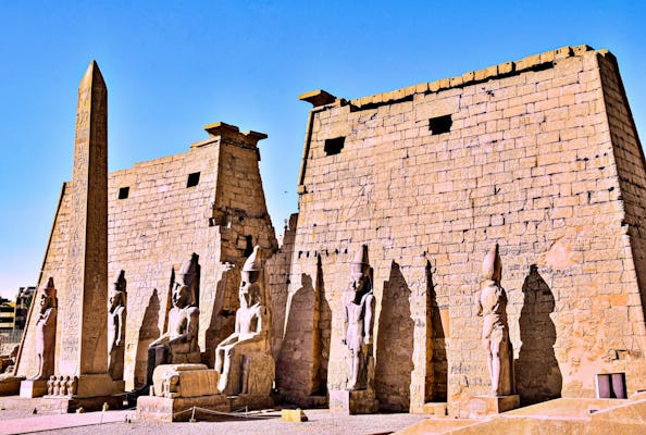 Tour nocturno a los lugares más destacados de Luxor desde Marsa Alam