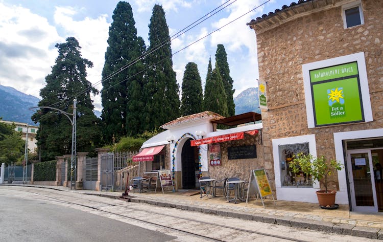 Nat Geo Day Tour: The Valley of the Oranges