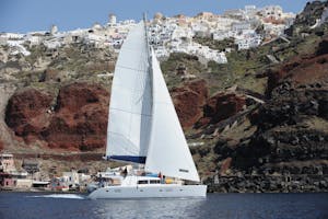 Tours en bateau à Santorin