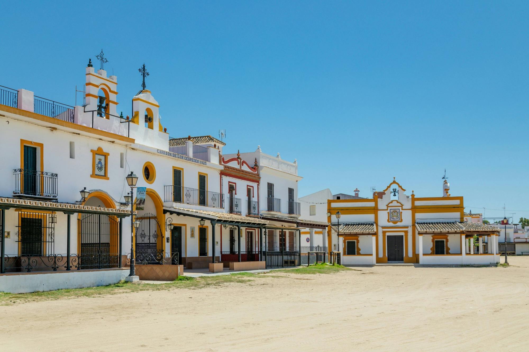 Andalusia Tour from Huelva with Acebron Palace and Wine Tasting