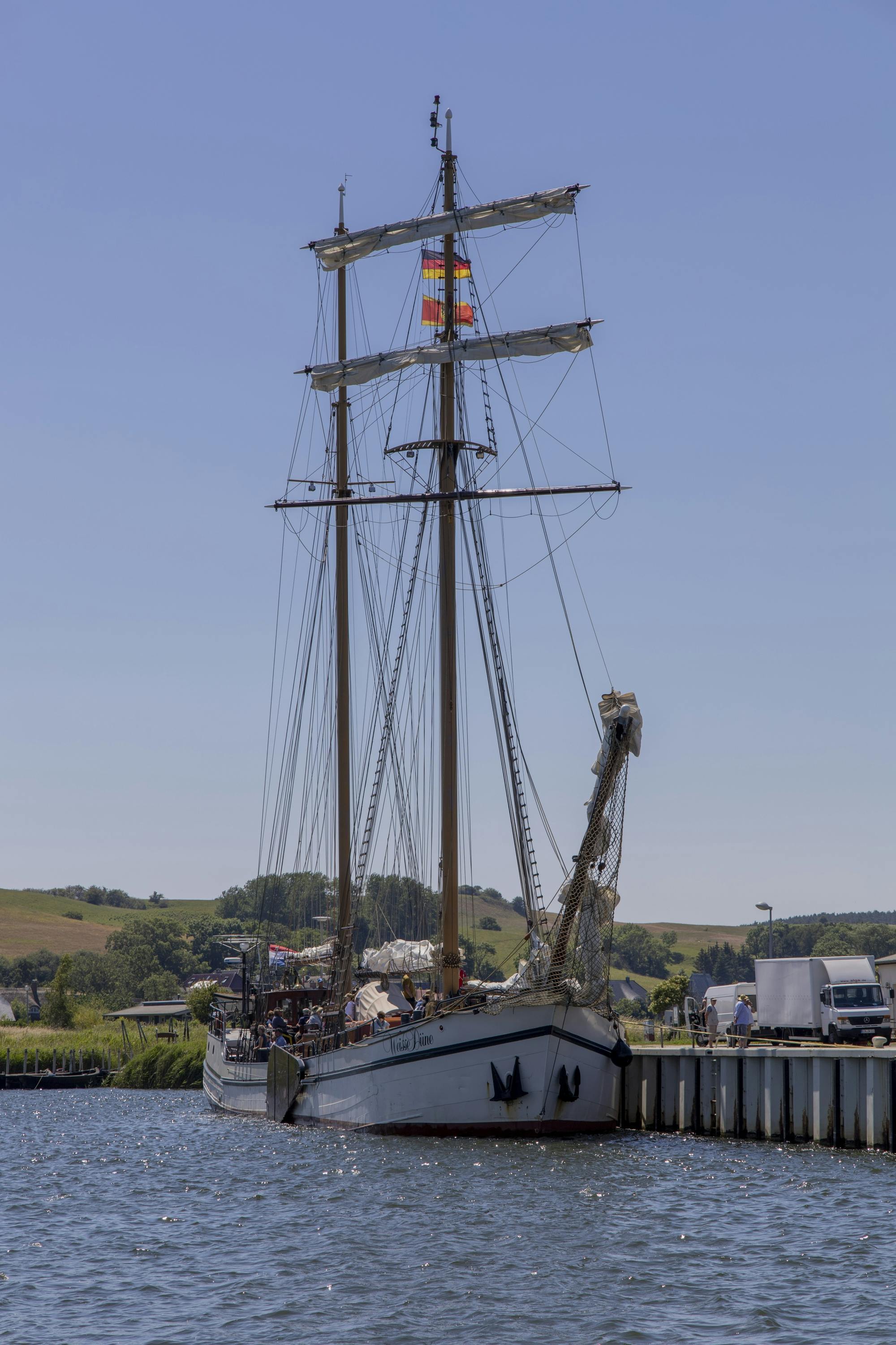 Segeltour von Usedom nach Rügen mit Picknick in Gager