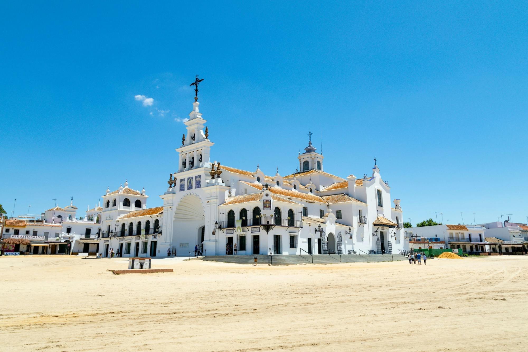 Andalusia Tour from Algarve with Acebron Palace and Wine Tasting