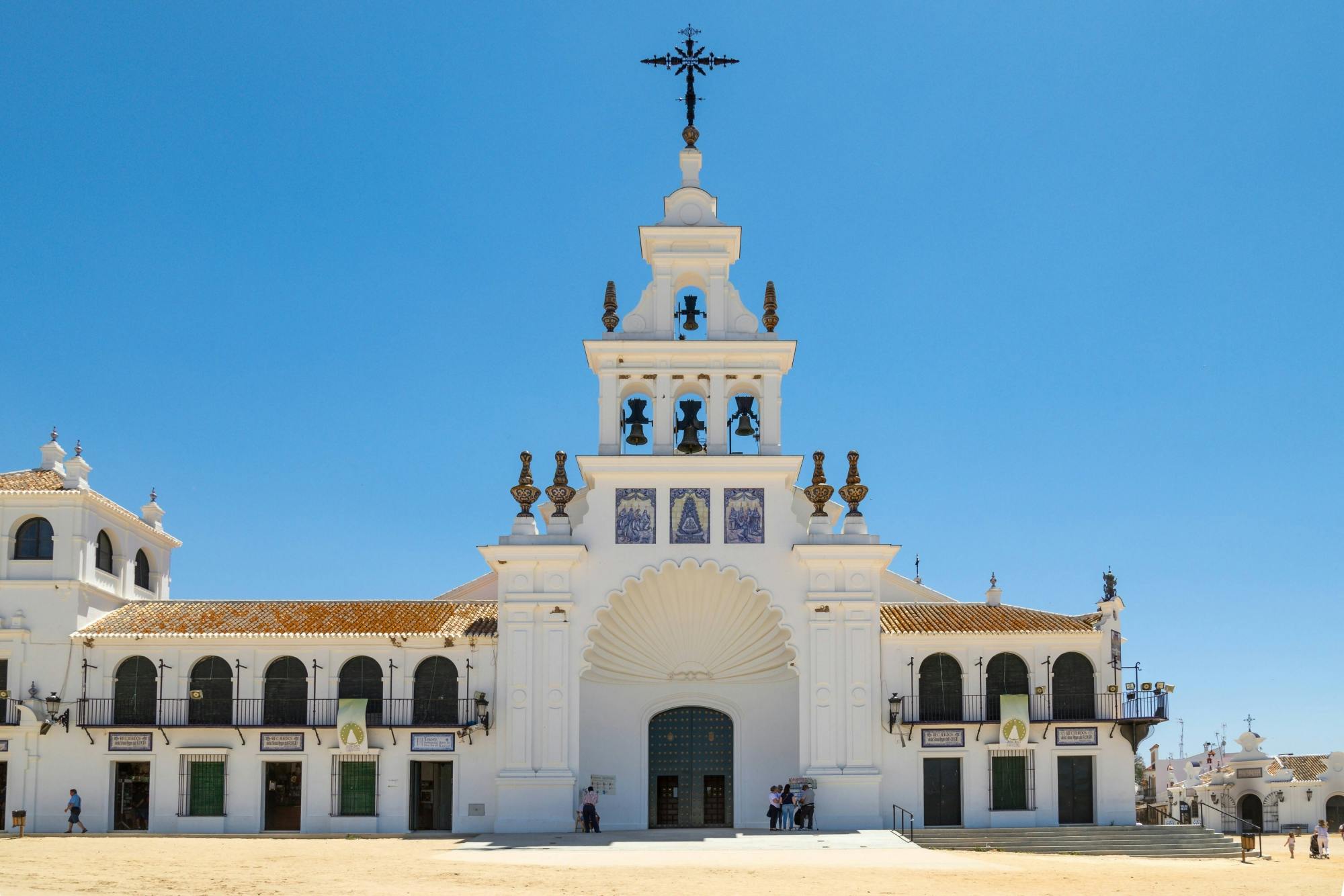 Andalusia Small Group Tour from Huelva with Acebron Palace
